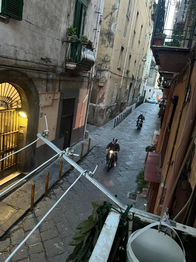 Centro Storico Casa Mari' Apartment Naples Luaran gambar