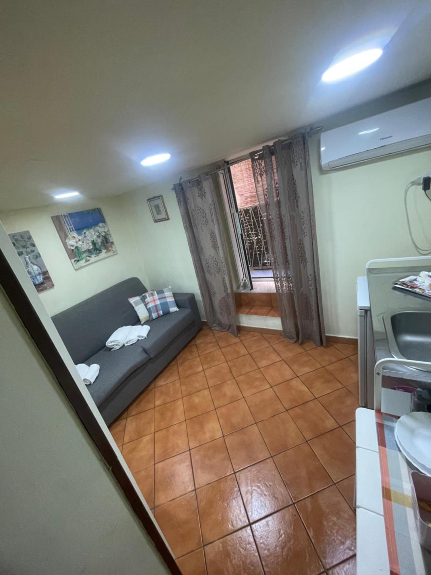 Centro Storico Casa Mari' Apartment Naples Luaran gambar